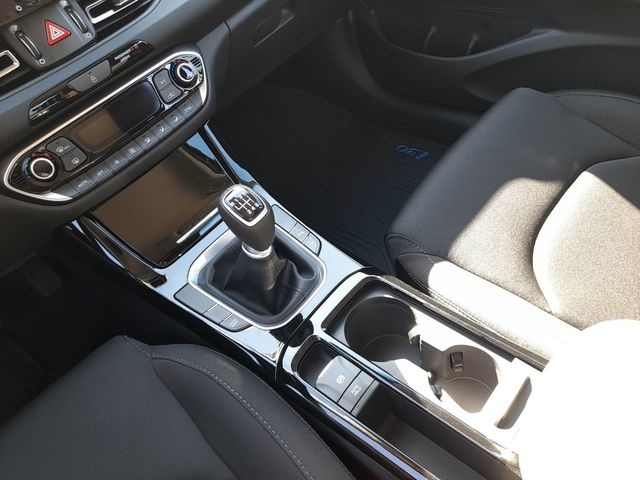 Hyundai i30 1.0 T-GDi 48V Smart 74 kW (100 CV) Vehículo usado en Las Palmas - 18