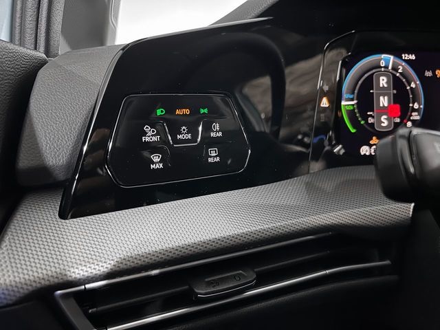 Volkswagen Golf 1.5 e-Hybrid PHEV Style 150 kW(204 CV) DSG6 Vehículo usado en Las Palmas - 8