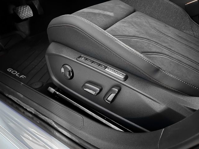 Volkswagen Golf 1.5 e-Hybrid PHEV Style 150 kW(204 CV) DSG6 Vehículo usado en Las Palmas - 13