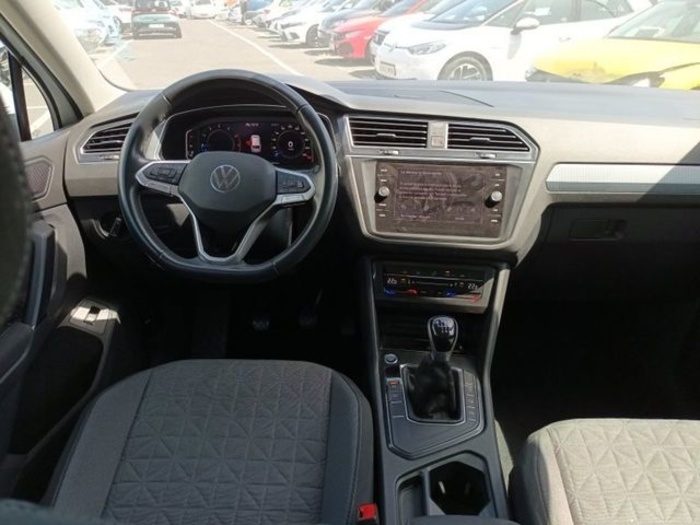 Volkswagen Tiguan Connect 1.5 TSI 96 kW (130 CV) Vehículo usado en Las Palmas - 4 Volkswagen Tiguan Connect 1.5 TSI 96 kW (130 CV) Vehículo usado en Las Palmas - 4