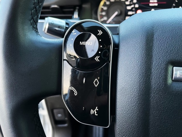 Land RoverRange Rover Evoque D150 MHEV Standard 4WD Auto 110 kW (150 CV) Vehículo usado en Barcelona - 17 Land RoverRange Rover Evoque D150 MHEV Standard 4WD Auto 110 kW (150 CV) Vehículo usado en Barcelona - 17