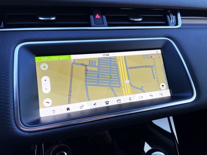 Land RoverRange Rover Evoque D150 MHEV Standard 4WD Auto 110 kW (150 CV) Vehículo usado en Barcelona - 21 Land RoverRange Rover Evoque D150 MHEV Standard 4WD Auto 110 kW (150 CV) Vehículo usado en Barcelona - 21