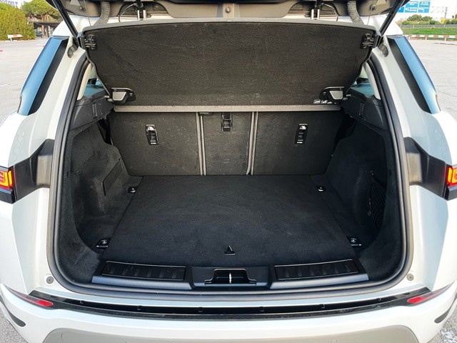 Land RoverRange Rover Evoque D150 MHEV Standard 4WD Auto 110 kW (150 CV) Vehículo usado en Barcelona - 30