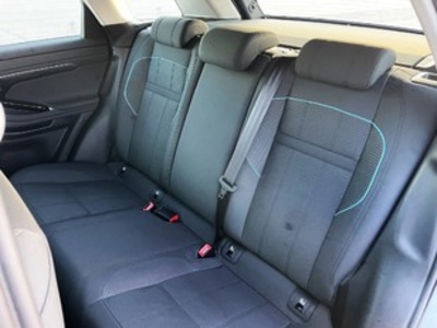 Land Rover Range Rover Evoque D150 MHEV Standard 4WD Auto 110 kW (150 CV) Land Rover Range Rover Evoque D150 MHEV Standard 4WD Auto 110 kW (150 CV)