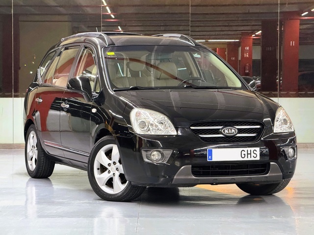 KiaCarens 2.0 CRDI VGT Emotion 103 kW (140 CV) Vehículo usado en Barcelona - 3 KiaCarens 2.0 CRDI VGT Emotion 103 kW (140 CV) Vehículo usado en Barcelona - 3