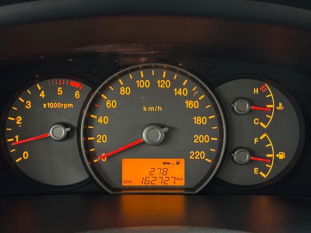 KiaCarens 2.0 CRDI VGT Emotion 103 kW (140 CV) Vehículo usado en Barcelona - 15