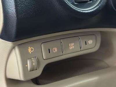 Kia Carens 2.0 CRDI VGT Emotion 103 kW (140 CV) Kia Carens 2.0 CRDI VGT Emotion 103 kW (140 CV)