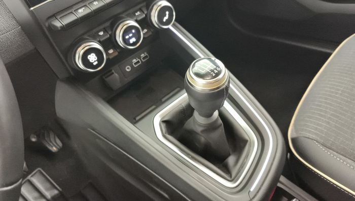 Renault Clio Techno Eco-G 74 kW (100 CV) - 24 Renault Clio Techno Eco-G 74 kW (100 CV) - 24