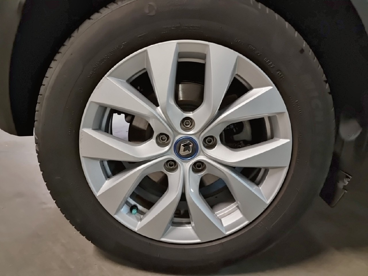 Renault Captur Zen E-TECH Híbrido enchufable 118 kW (160 CV) - 4