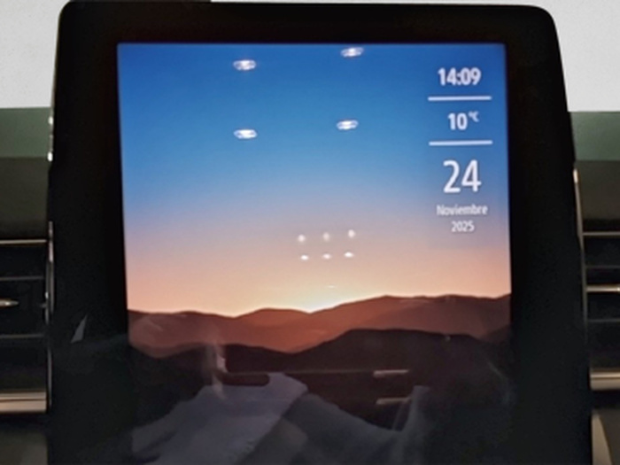 Renault Captur Zen E-TECH Híbrido enchufable 118 kW (160 CV) - 9 Renault Captur Zen E-TECH Híbrido enchufable 118 kW (160 CV) - 9