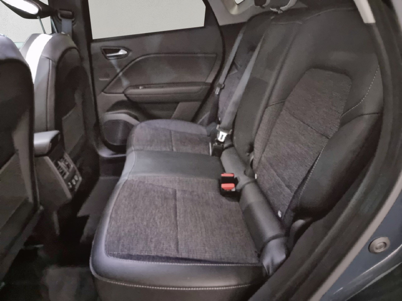 Renault Captur Zen E-TECH Híbrido enchufable 118 kW (160 CV) - 12