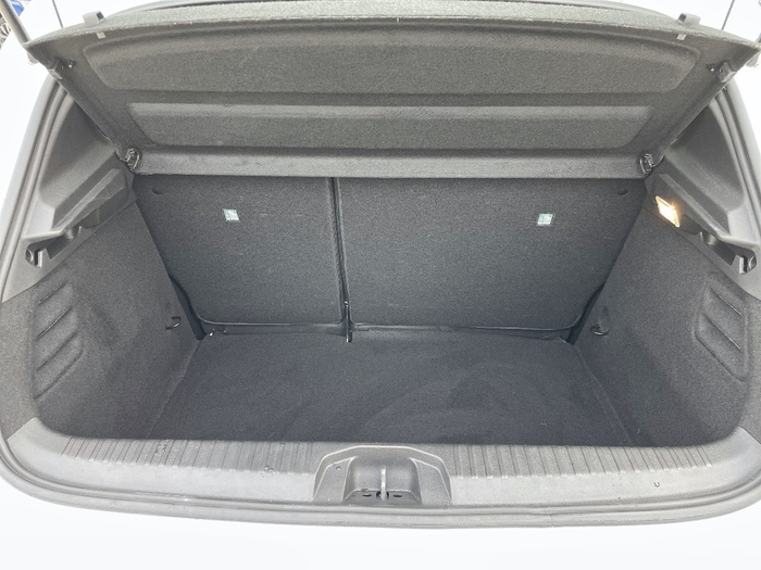 Renault Clio Evolution dCi 74 kW (100 CV) - 6 Renault Clio Evolution dCi 74 kW (100 CV) - 6