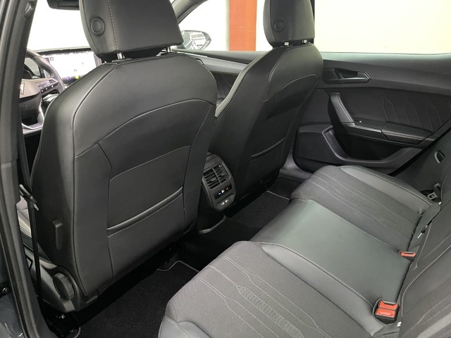 CUPRALeón 1.5 eTSI Tech Edition DSG 110 kW (150 CV) Vehículo usado en Barcelona - 12