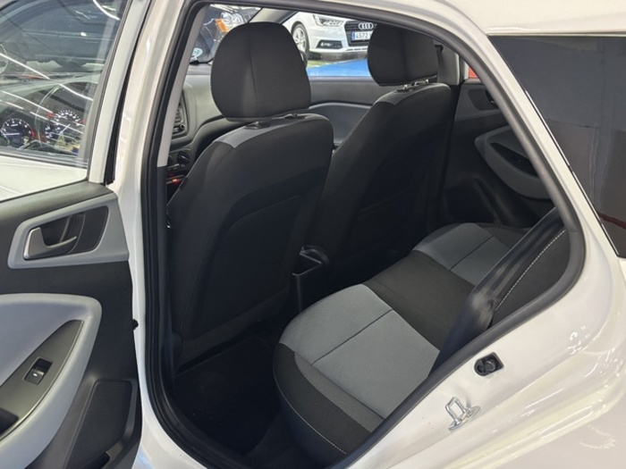 Hyundaii20 Active 1.0 TGDI Klass 74 kW (100 CV) Vehículo usado en Barcelona - 15 Hyundaii20 Active 1.0 TGDI Klass 74 kW (100 CV) Vehículo usado en Barcelona - 15