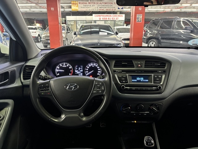 Hyundaii20 Active 1.0 TGDI Klass 74 kW (100 CV) Vehículo usado en Barcelona - 18