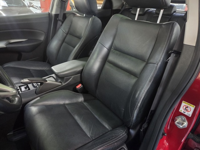 HondaCivic 1.8 I-VTEC Executive Piel 103 kW (140 CV) Vehículo usado en Barcelona - 11 HondaCivic 1.8 I-VTEC Executive Piel 103 kW (140 CV) Vehículo usado en Barcelona - 11