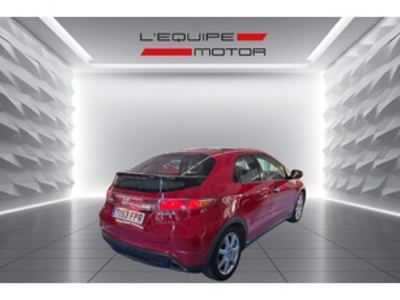 Honda Civic 1.8 I-VTEC Executive Piel 103 kW (140 CV) Honda Civic 1.8 I-VTEC Executive Piel 103 kW (140 CV)