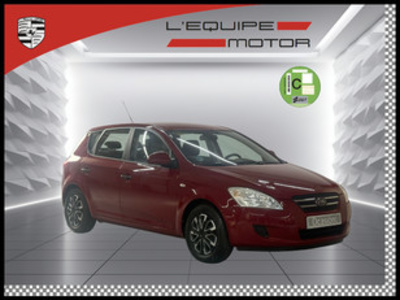 Kia Ceed 1.4 CVVT Concept 80 kW (109 CV) Kia Ceed 1.4 CVVT Concept 80 kW (109 CV)