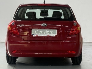 Kia Ceed 1.4 CVVT Concept 80 kW (109 CV)