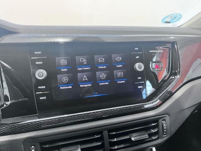 VolkswagenPolo Life 1.0 TSI 70 kW (95 CV)10