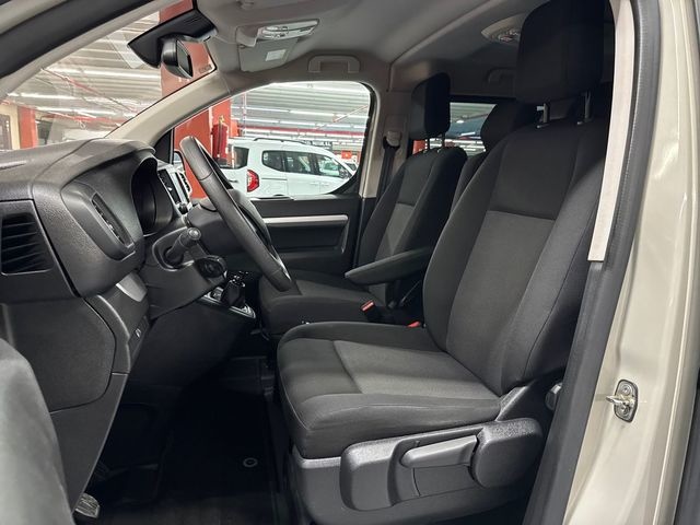 CitroenSpacetourer BlueHDi 145 Talla M Shine 107 kW (145 CV) Vehículo usado en Barcelona - 8 CitroenSpacetourer BlueHDi 145 Talla M Shine 107 kW (145 CV) Vehículo usado en Barcelona - 8