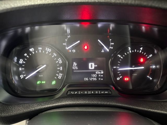 CitroenSpacetourer BlueHDi 145 Talla M Shine 107 kW (145 CV) Vehículo usado en Barcelona - 14