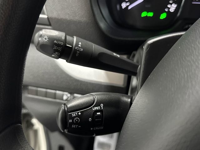 CitroenSpacetourer BlueHDi 145 Talla M Shine 107 kW (145 CV) Vehículo usado en Barcelona - 16 CitroenSpacetourer BlueHDi 145 Talla M Shine 107 kW (145 CV) Vehículo usado en Barcelona - 16