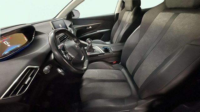 Peugeot3008 PureTech 130 Allure EAT8 96 kW (130 CV) Vehículo usado en Barcelona - 8