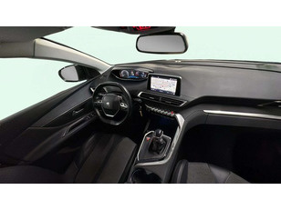 Peugeot 3008 PureTech 130 S&S Allure 96 kW (130 CV)