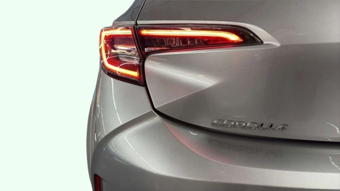 ToyotaCorolla 125H Business E-CVT 90 kW (122 CV) Vehículo usado en Barcelona - 18 ToyotaCorolla 125H Business E-CVT 90 kW (122 CV) Vehículo usado en Barcelona - 18