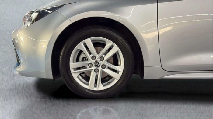 ToyotaCorolla 125H Business E-CVT 90 kW (122 CV) Vehículo usado en Barcelona - 19 ToyotaCorolla 125H Business E-CVT 90 kW (122 CV) Vehículo usado en Barcelona - 19