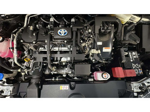 Toyota Corolla 125H Business E-CVT 90 kW (122 CV)