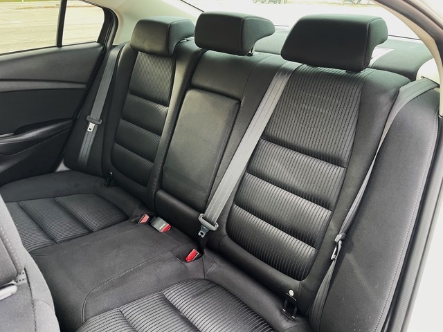 MazdaMazda 6 2.0 GE Style + Pack Comfort 107 kW (145 CV) Vehículo usado en Barcelona - 10 MazdaMazda 6 2.0 GE Style + Pack Comfort 107 kW (145 CV) Vehículo usado en Barcelona - 10