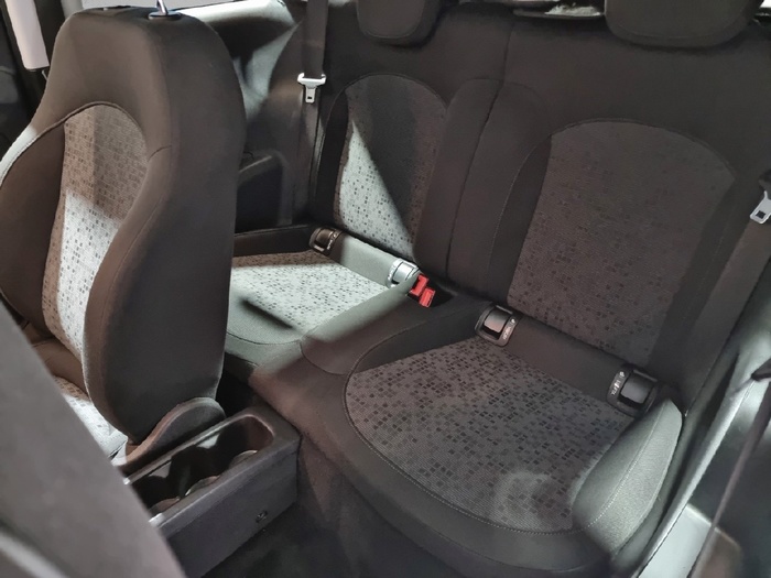 Opel Adam 1.4 XEL Glam 64 kW (87 CV) - 9 Opel Adam 1.4 XEL Glam 64 kW (87 CV) - 9