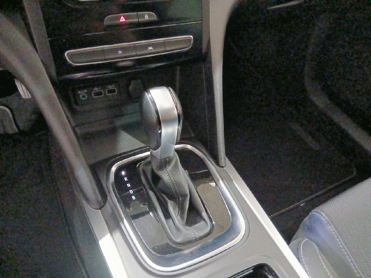 Renault Megane Zen E-Tech Híbrido 118 kW (160 CV) - 7