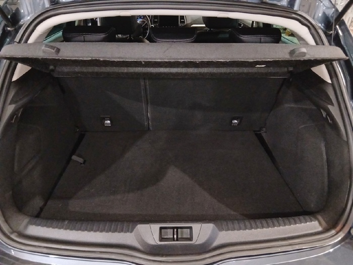 Renault Megane Zen E-Tech Híbrido 118 kW (160 CV) - 12 Renault Megane Zen E-Tech Híbrido 118 kW (160 CV) - 12