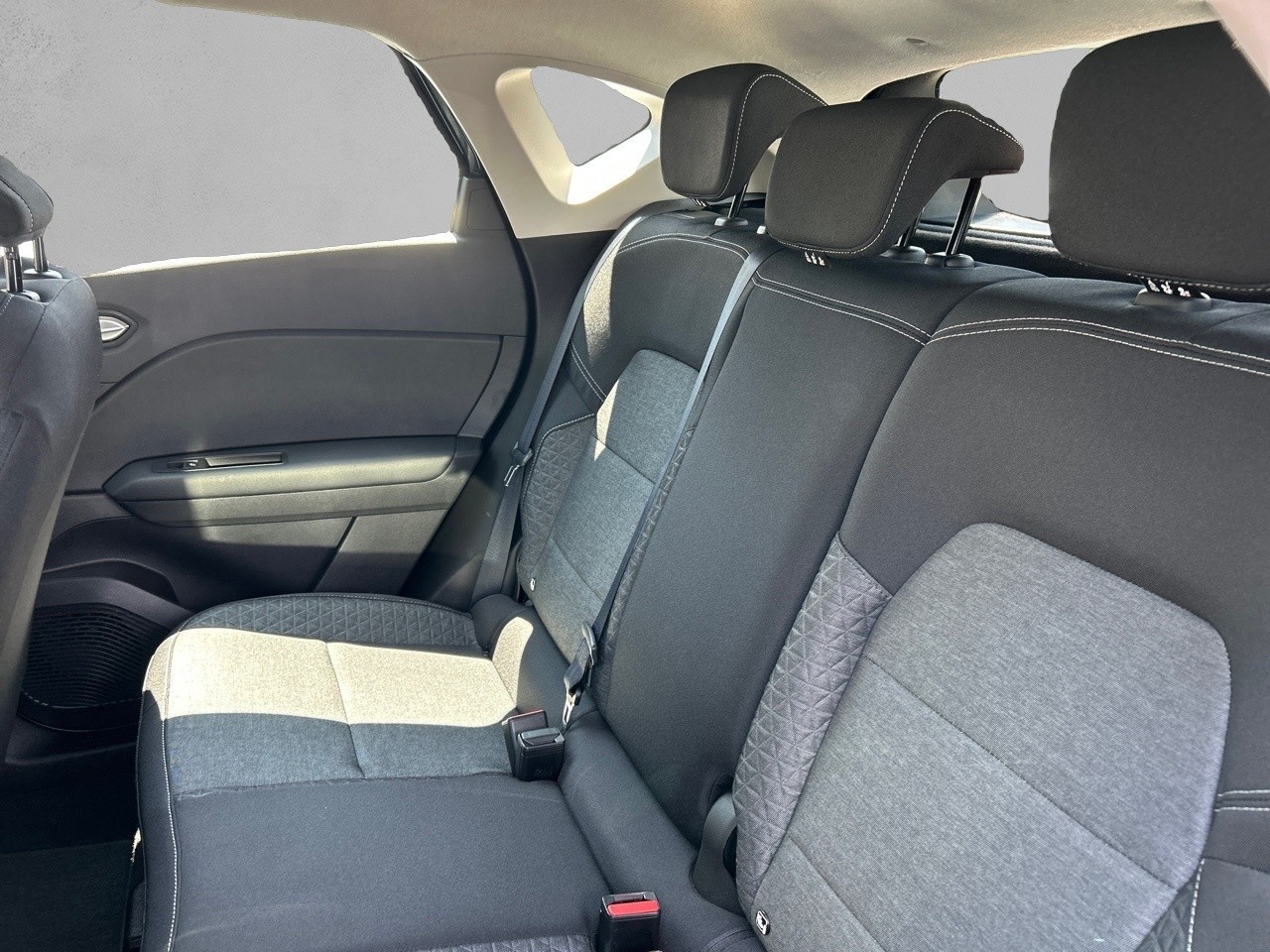 Renault Captur Equilibre TCe 66 kW (90 CV) - 12