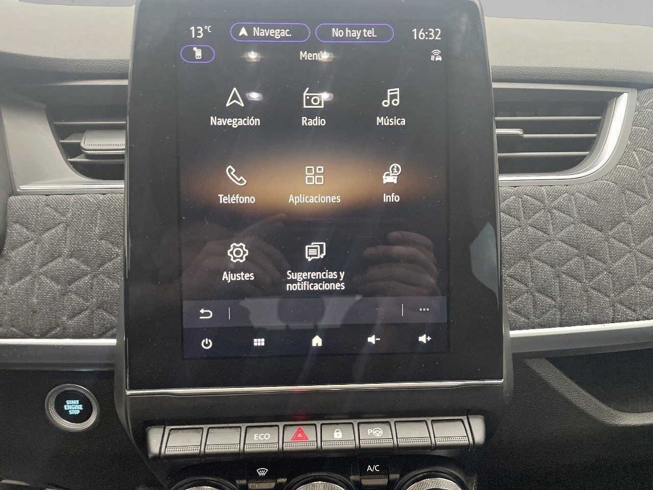 Renault Zoe Iconic R135 batería 50kWh 99 kW (135 CV) - 6