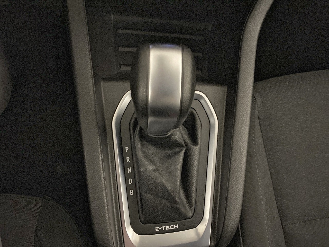 Renault Clio Intens E-Tech Híbrido 103 kW (140 CV) - 10