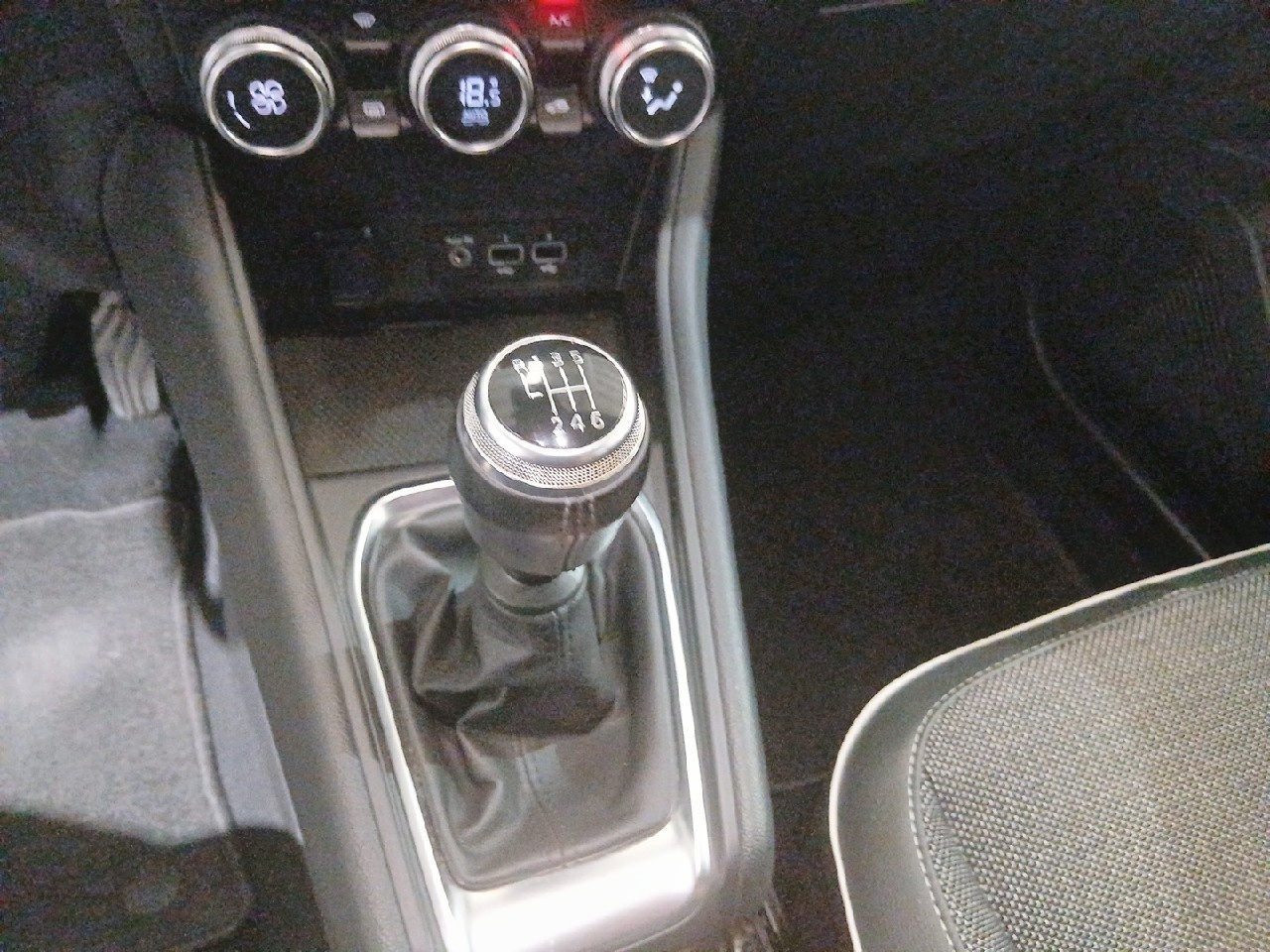 Renault Captur Zen TCe 96 kW (130 CV) - 7