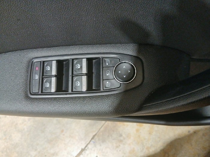 Renault Captur Zen TCe 96 kW (130 CV) - 13 Renault Captur Zen TCe 96 kW (130 CV) - 13