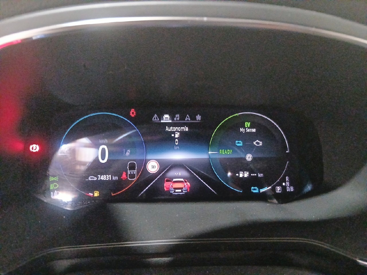 Renault Captur Zen E-TECH Híbrido enchufable 118 kW (160 CV) - 8