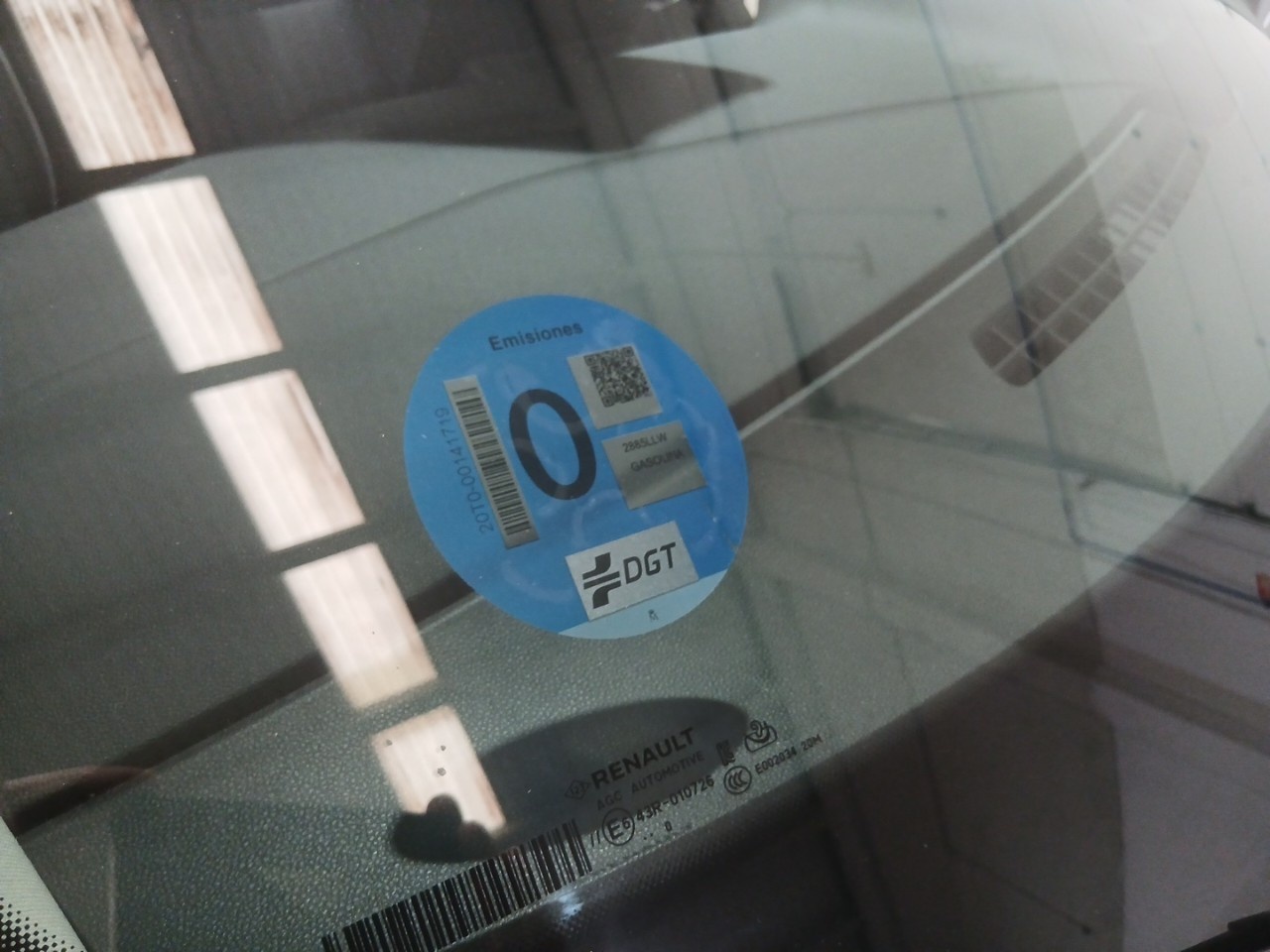 Renault Captur Zen E-TECH Híbrido enchufable 118 kW (160 CV) - 13