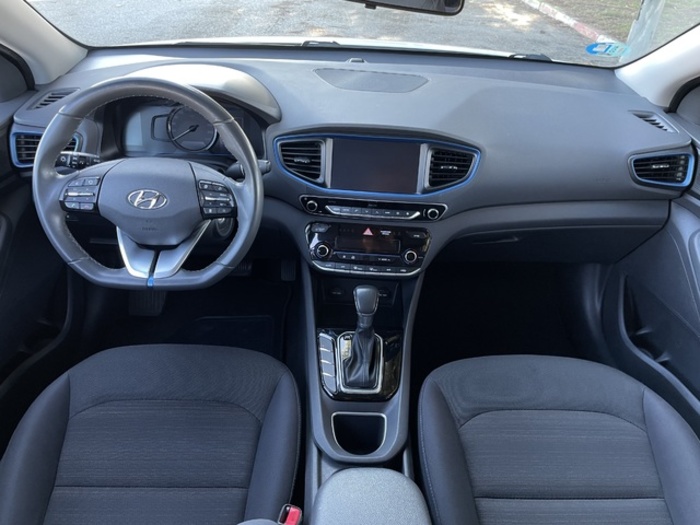HyundaiIoniq 1.6 GDI HEV Klass Nav DCT 104 kW (141 CV) Vehículo usado en Barcelona - 15 HyundaiIoniq 1.6 GDI HEV Klass Nav DCT 104 kW (141 CV) Vehículo usado en Barcelona - 15