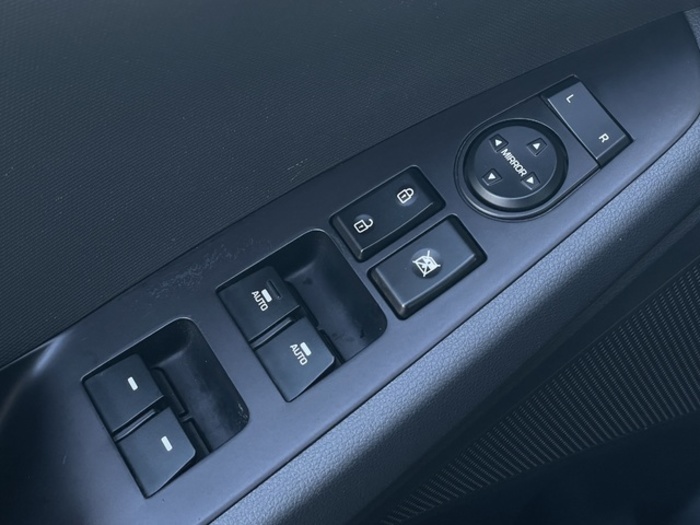 HyundaiIoniq 1.6 GDI HEV Klass Nav DCT 104 kW (141 CV) Vehículo usado en Barcelona - 25 HyundaiIoniq 1.6 GDI HEV Klass Nav DCT 104 kW (141 CV) Vehículo usado en Barcelona - 25