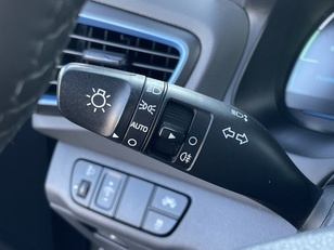 Hyundai Ioniq 1.6 GDI HEV Klass Nav DCT 	104 kW (141 CV)