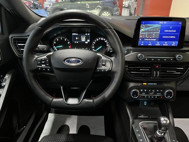 FordFocus SportBreak 1.5 Ecoboost ST-Line 110 kW (150 CV) Vehículo usado en Barcelona - 13