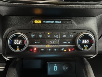 Ford Focus SportBreak 1.5 Ecoboost ST-Line 110 kW (150 CV) Ford Focus SportBreak 1.5 Ecoboost ST-Line 110 kW (150 CV)