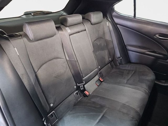 Lexus UX 250h Business 2WD 135 kW (184 CV) Vehículo usado en Madrid - 9