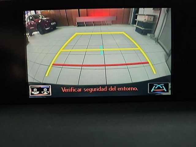 Lexus UX 250h Business 2WD 135 kW (184 CV) Vehículo usado en Madrid - 20 Lexus UX 250h Business 2WD 135 kW (184 CV) Vehículo usado en Madrid - 20